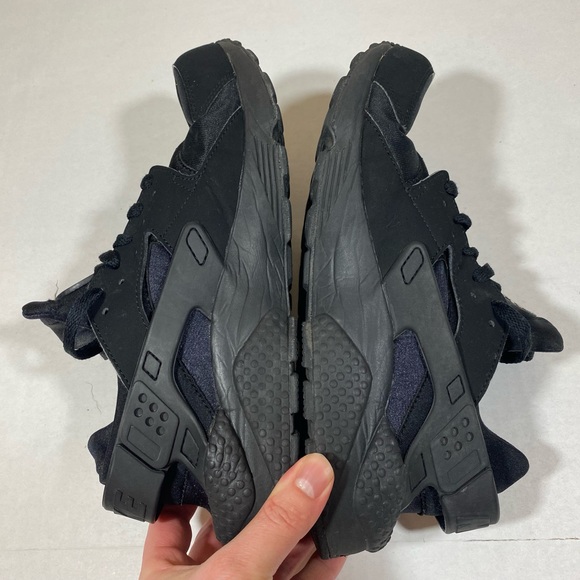 Nike Huarache Running Athletic Shoes - Picture 3 of 8